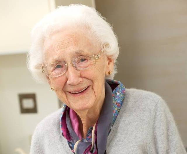 Combien de contacts faut-il pour organiser une livraison de repas à domicile à Marseille ?